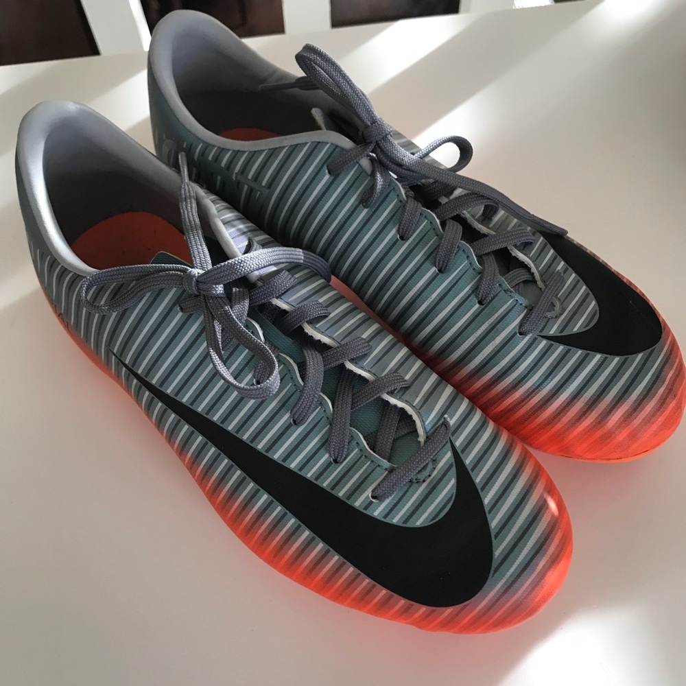 Nike Soccer Cleets Mercurial